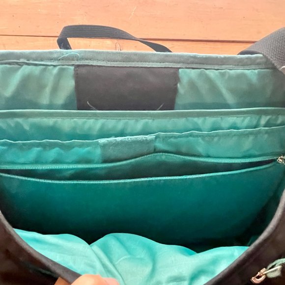 Osprey Flapjill messenger bag - Picture 8 of 13